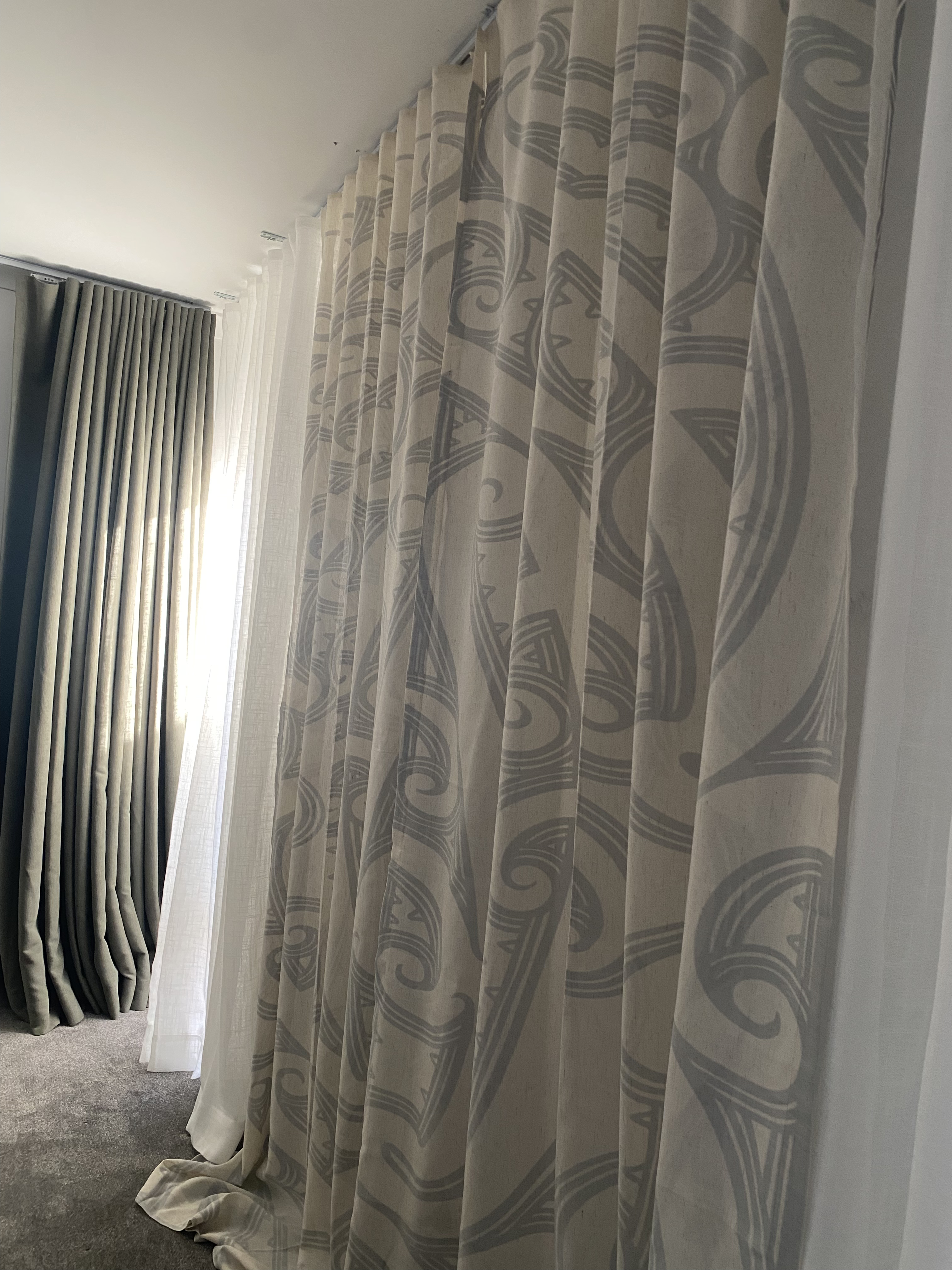 Māori Design Sheers - Cream